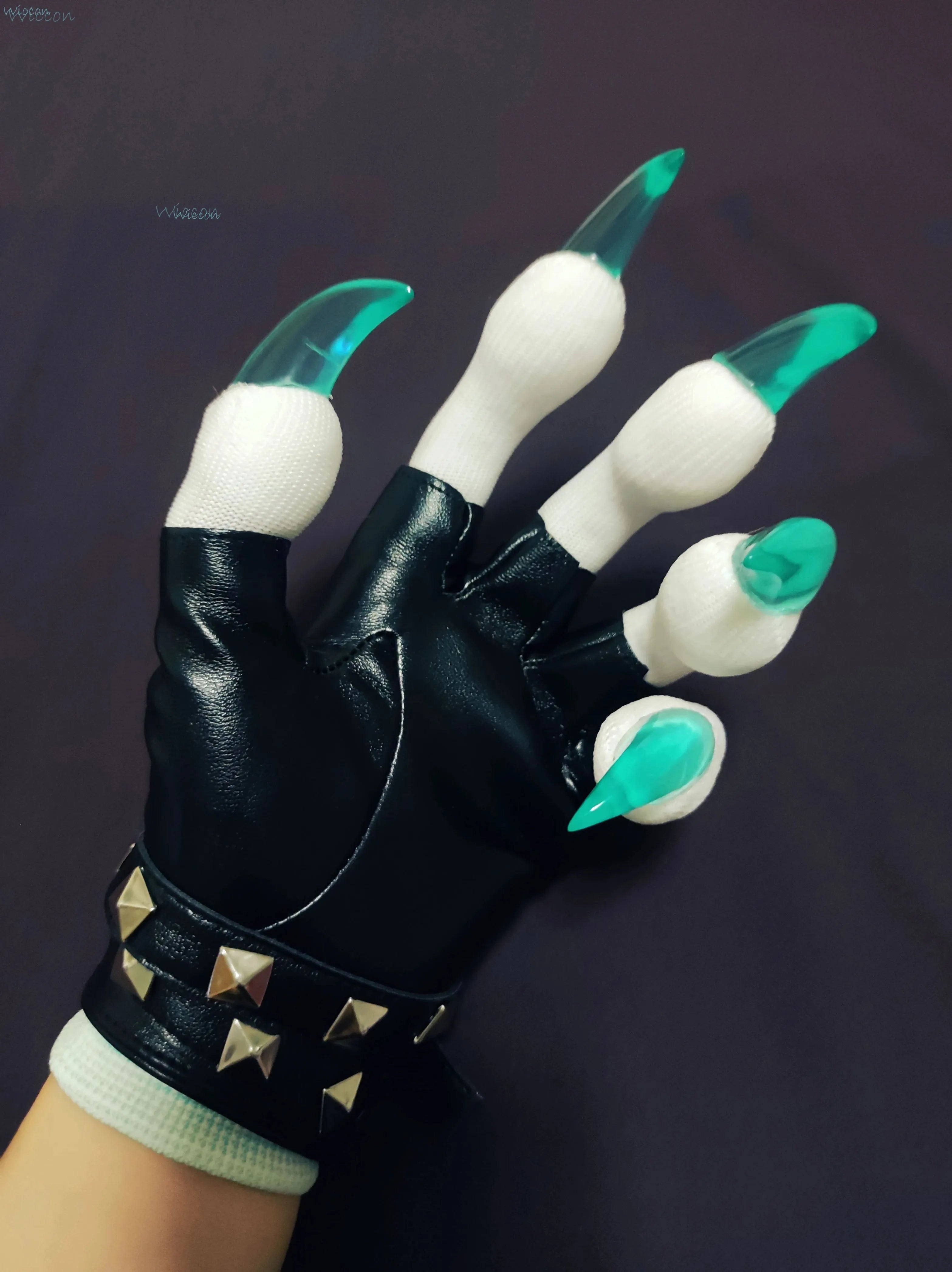 Furry Gloves Kig Fursuit Paws Kigurumi Cosplay Plush Gloves& Handwear Summer Gloves Claw Black White Multicolor Claw Furry Suit