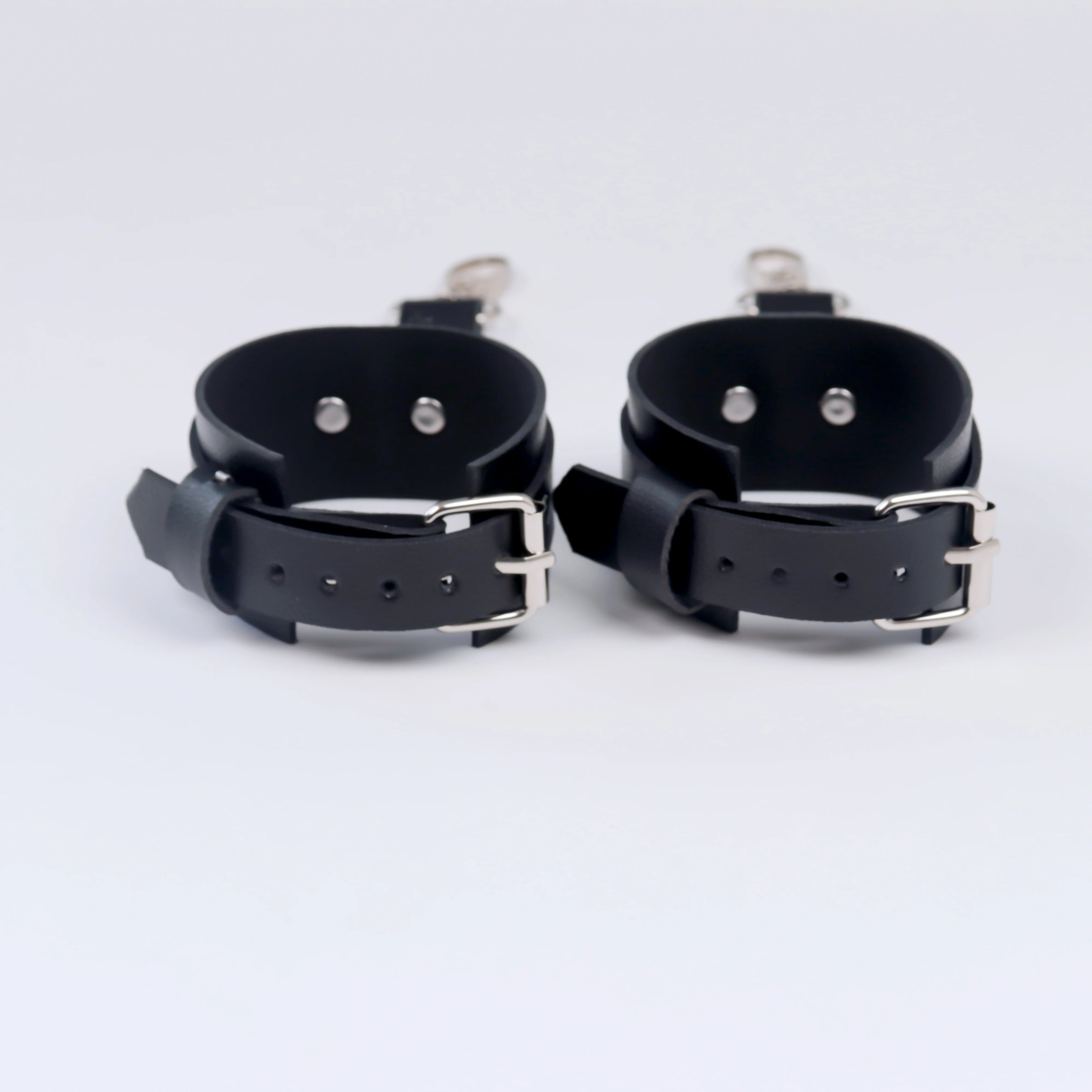 Leather Sponge BDSM Bondage Restraints Open Leg Adult SM Game Restrain Ropes Sex Swing for Women Sex Toys for Adults Couples