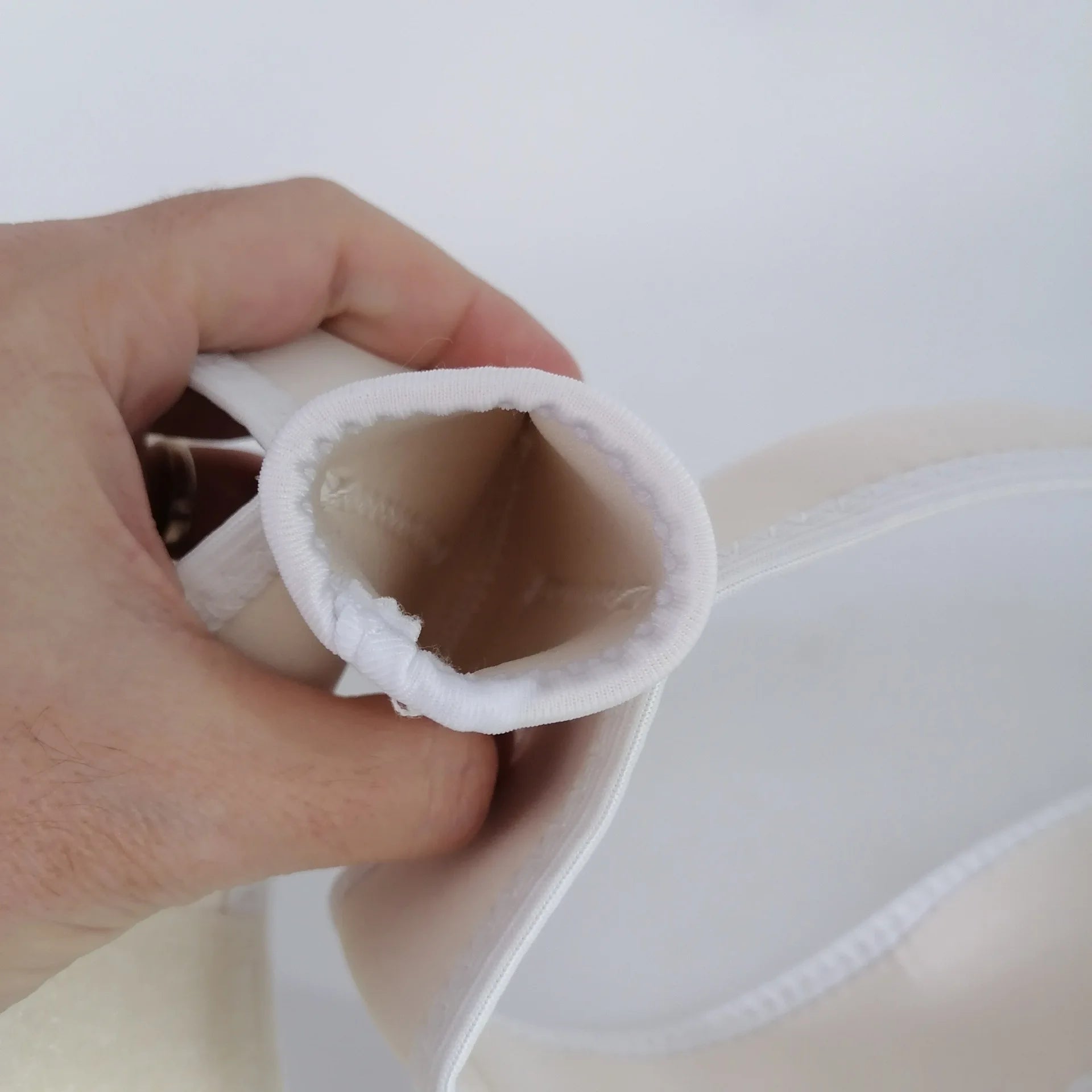 Female Equipment: Leg Straps, SM Lower Body Restraints, Binding Guns Vibrating Rods, Sex AIDS and Sexual Tools sex toy for women