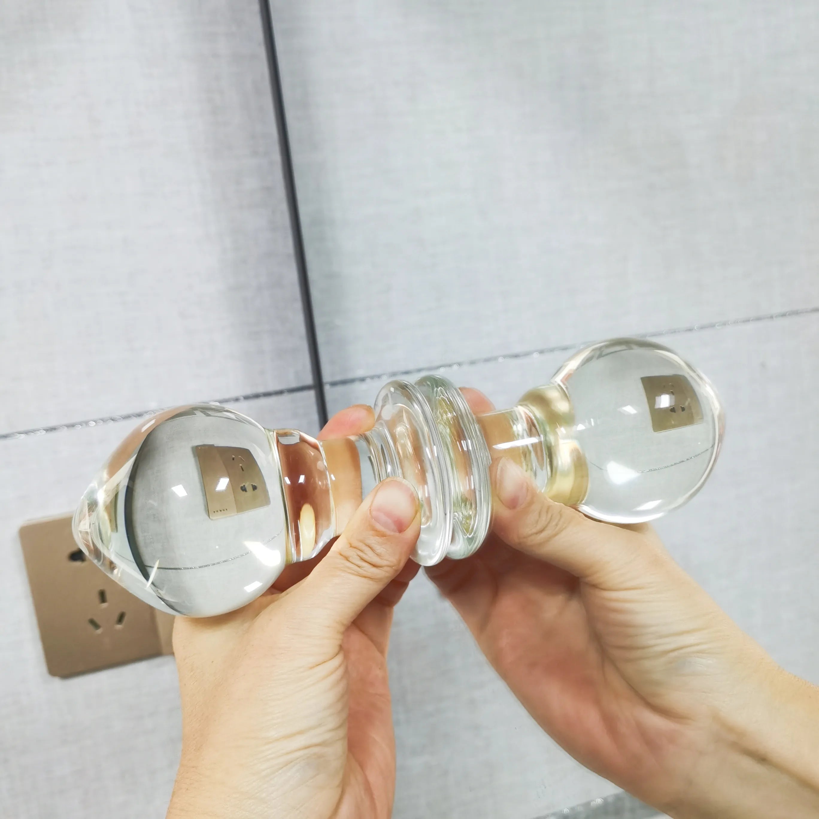 VaHppy Anal Plugs 400g 6.2*11.5cm Glass Enlarged Anal Training Anal Masturbation Transparent Smooth Protective Skin Sex Toys